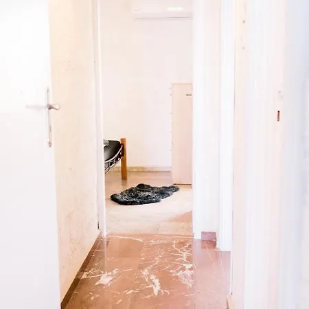 Apartment La Playa 2