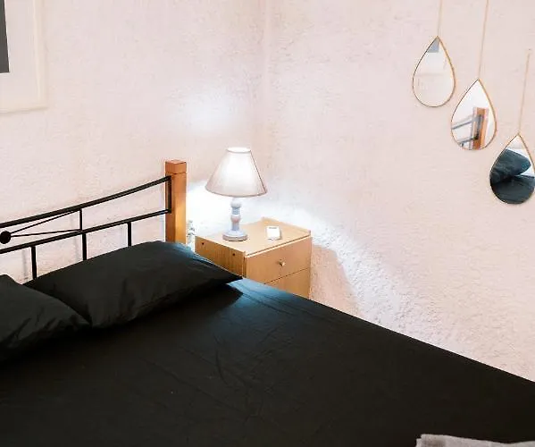 Apartman La Playa 2 *