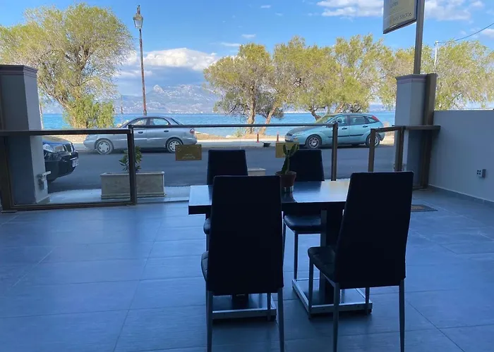 Apartman La Playa 2 *